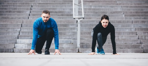 young-athletic-couple-in-a-steady-position-PCWHMQR